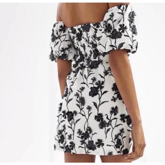 Anthropologie Off the Shoulder Floral Black and White Embroidered Dress size 10 - Picture 3 of 6